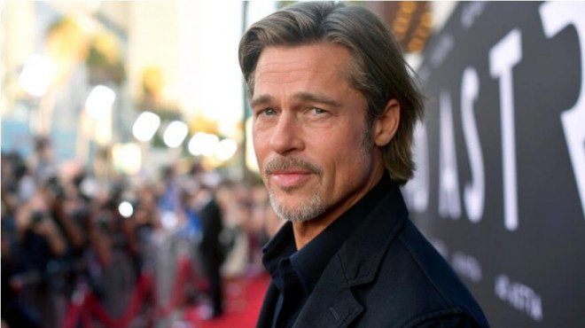 Brad Pitt's new film "Bullet Train" is expected to be released in April 2022.