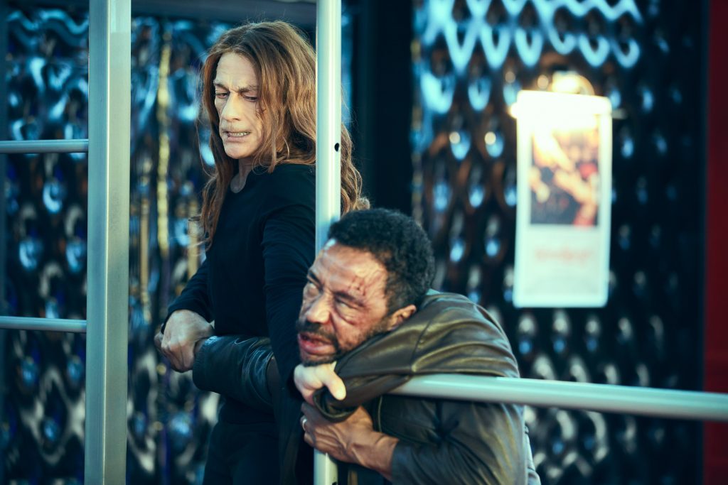 Can the 61-year-old jean-claude van damme fight? "The Last Mercenary" revealed trailer.