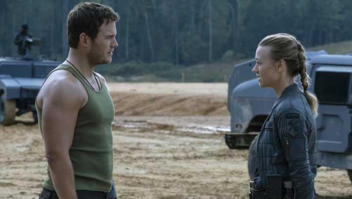 "The Tomorrow War": Cost of 200 million dollars, just shot a low-end version of "The Great Wall"?