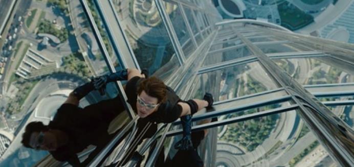 Behind the scenes of "Mission: Impossible" challenging crazy stunts, why have to admire Tom Cruise?
