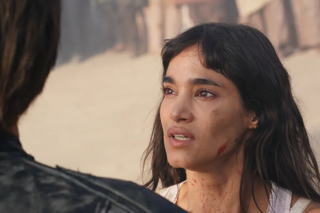 Nicholas Cage's "Prisoners of the Ghostland" exposure stills and posters