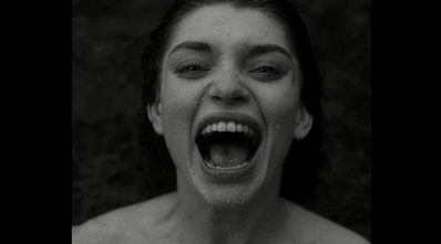 "The Lighthouse" takes you to feel the primitive fear in the ancestral image