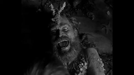 "The Lighthouse" takes you to feel the primitive fear in the ancestral image