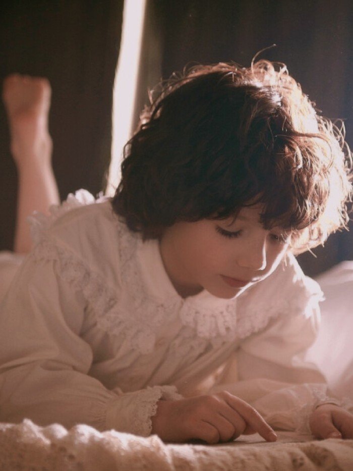 Those little loli who can be used as social account avatars in the movies