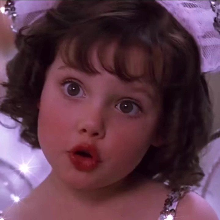 Those little loli who can be used as social account avatars in the movies