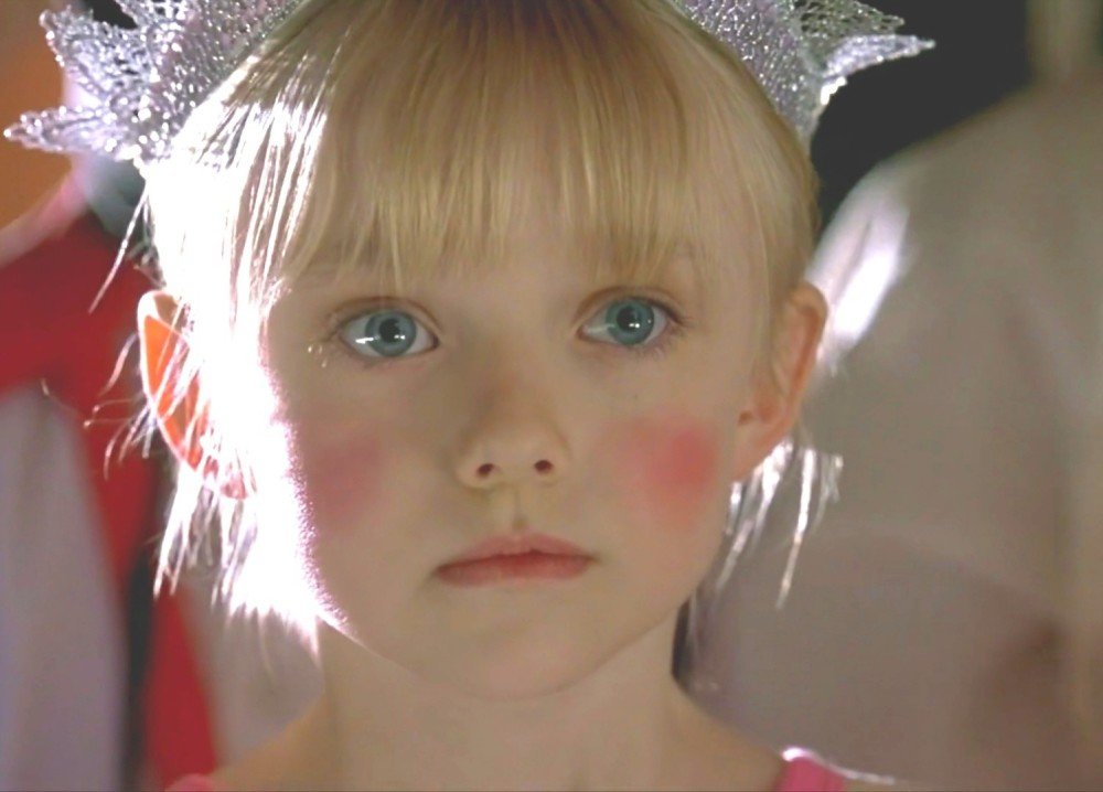 Those little loli who can be used as social account avatars in the movies