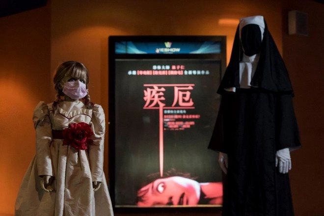 Annabelle and Demon Nun watch "Malignant" with you, do you dare?