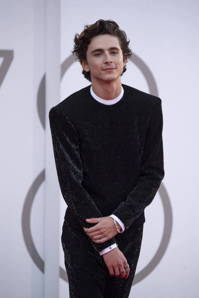 "Dune" premiered in Venice, with leading actors such as Chalamet & Zendaya appearing