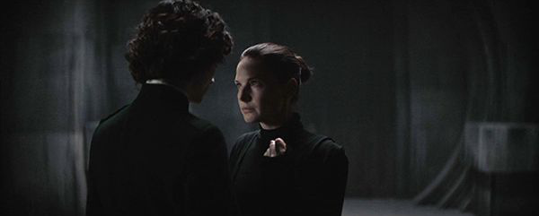 "Dune" reveals a new special, the three camps of several generations of love and hatred surfaced