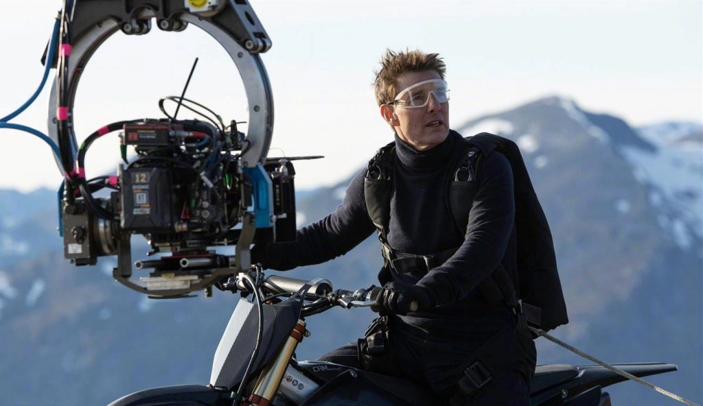 "Mission: Impossible 7" and "Top Gun: Maverick" postponed again