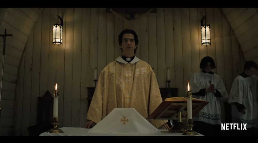 Netflix's new thriller TV series "Midnight Mass" revealed official trailer