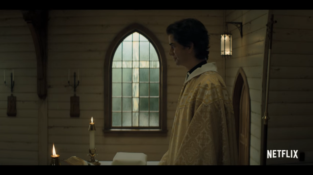 Netflix's new thriller TV series "Midnight Mass" revealed official trailer