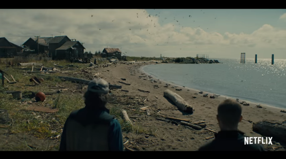 Netflix's new thriller TV series "Midnight Mass" revealed official trailer