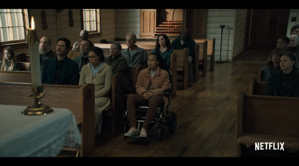 Netflix's new thriller TV series "Midnight Mass" revealed official trailer