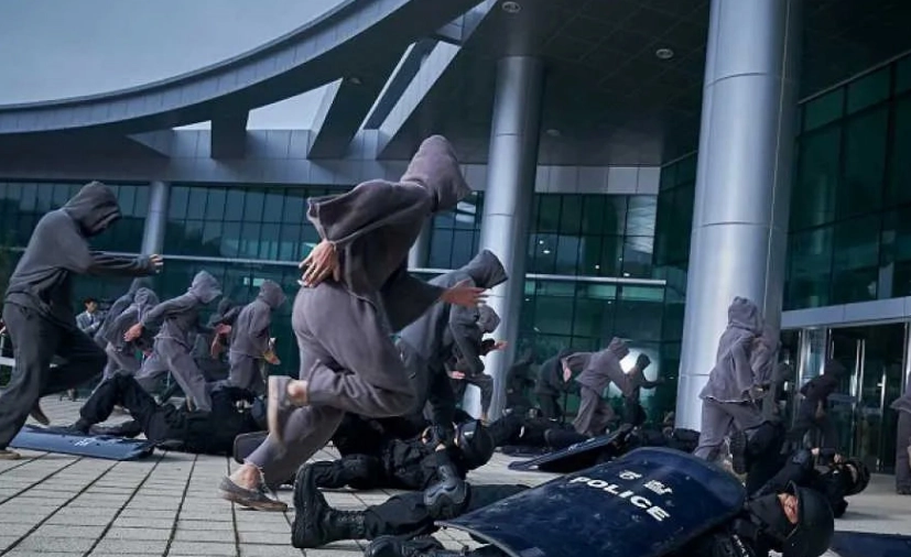 Sang-ho Yeon is the screenwriter for the new film "The Cursed: Dead Man's Prey": like creating a series of exclusive zombies