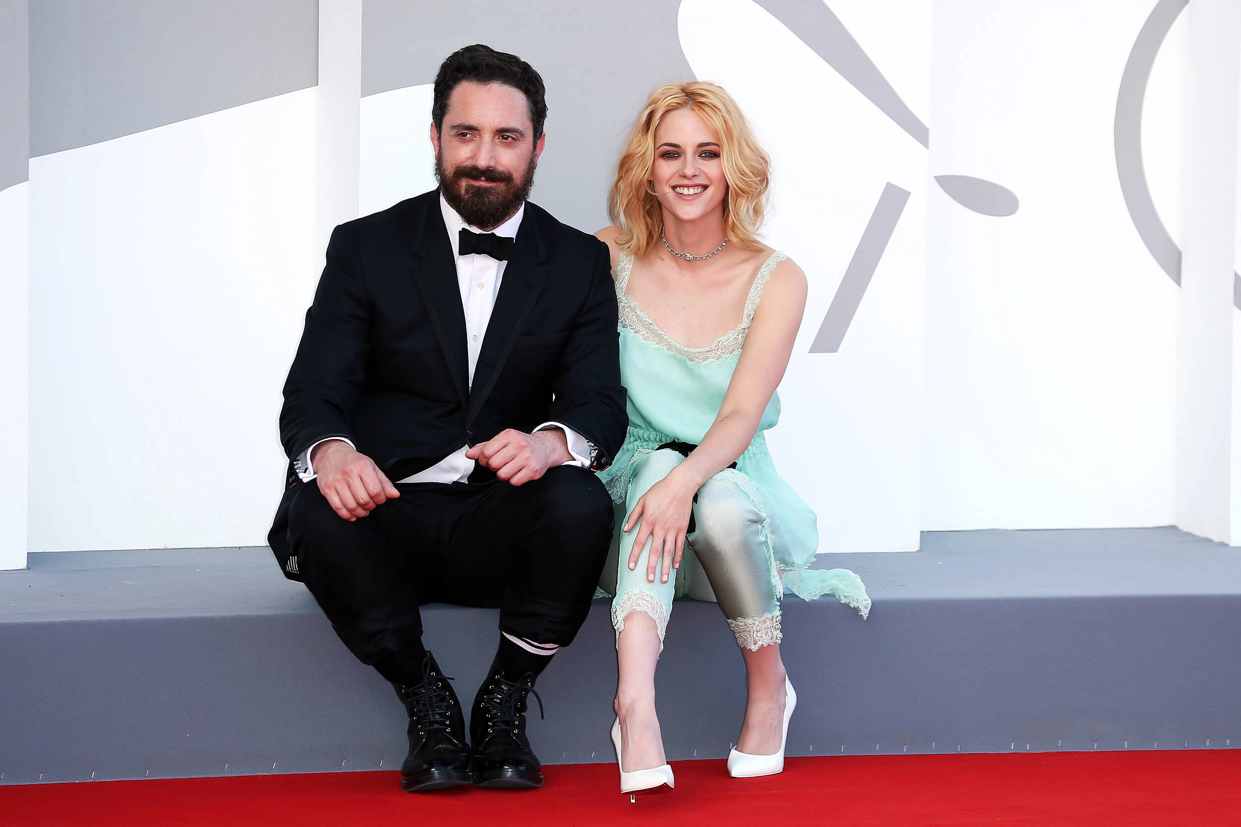 "Spencer" premieres in Venice, Kristen Stewart shines on the red carpet