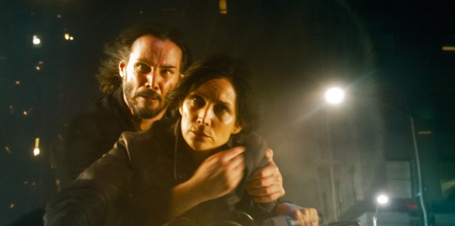 The poster and trailer of "The Matrix Resurrections" are released worldwide, the story continues the third part, Neo & Trinity both return.