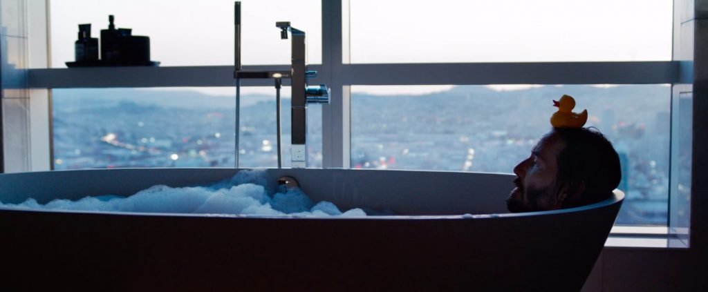 The poster and trailer of "The Matrix Resurrections" are released worldwide, the story continues the third part, Neo & Trinity both return.