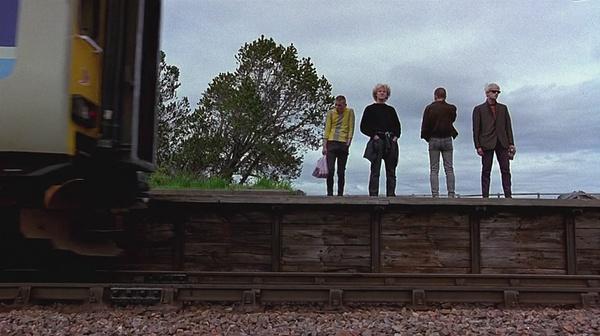 "Trainspotting": It makes people feel inexplicable before watching, but it has profound meaning after understanding