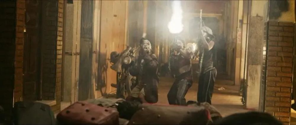 "Escape from Mogadishu": North Korean and South Korean diplomats joined forces to escape from war-torn areas