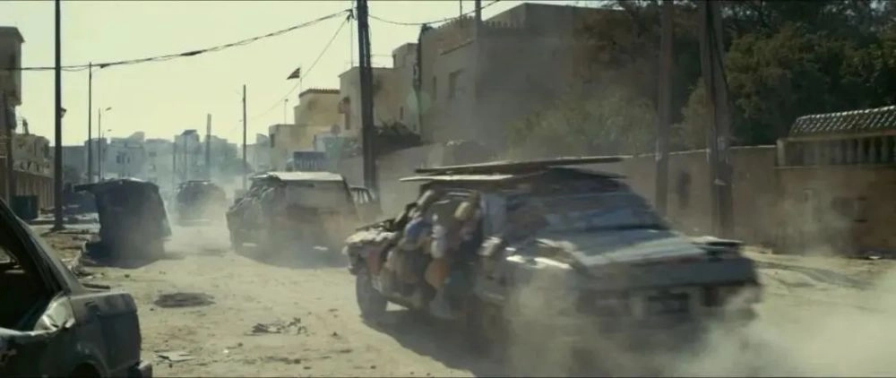 "Escape from Mogadishu": North Korean and South Korean diplomats joined forces to escape from war-torn areas