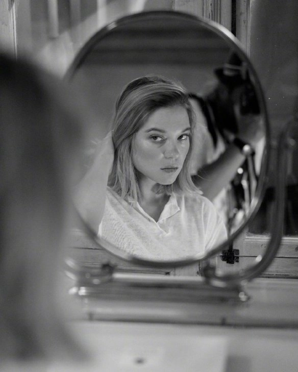 Innocent and charming! "007: No Time to Die" Léa Seydoux's photo photo