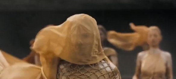 "Sand Dune" releases a special edition of clothing aesthetics, the beauty of modeling from another world