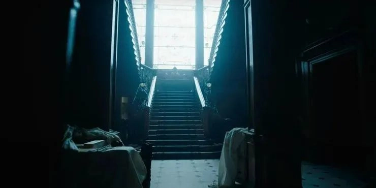 "The Flash" first trailer stinger analysis: Two generations of the Flash in the same frame