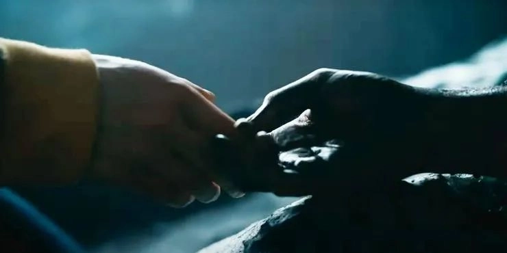 "The Flash" first trailer stinger analysis: Two generations of the Flash in the same frame