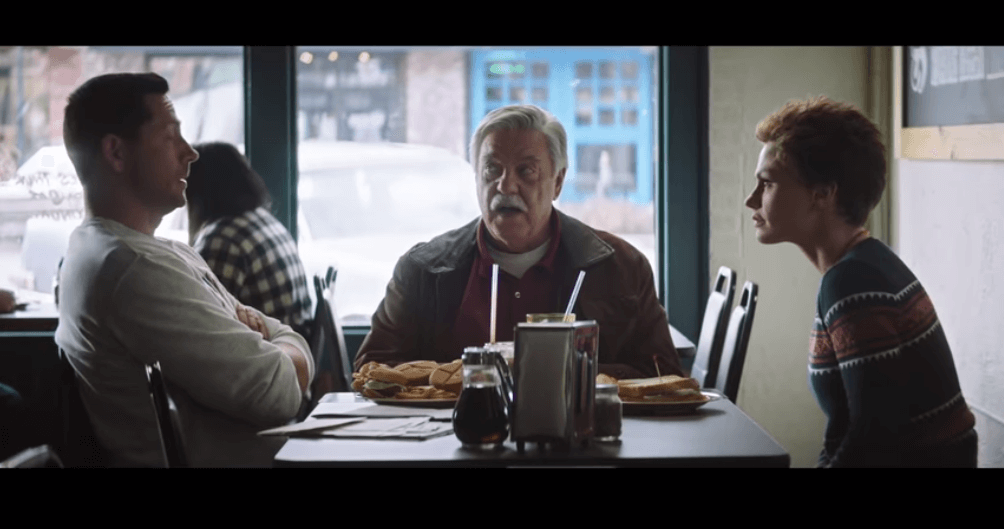 "American Underdog: The Kurt Warner Story" reveals a new trailer, Zachary Levi interprets the struggles of the low-level civilians
