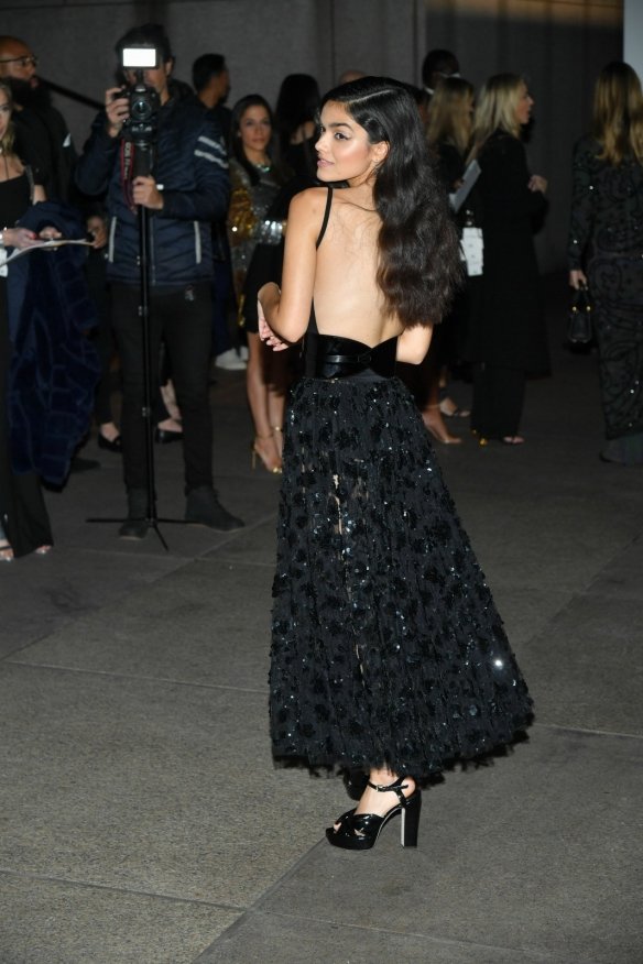 Beautiful photos of Rachel Zegler, the actor in the Disney live-action "Snow White and the Seven Dwarfs"