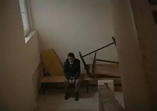 "Brother's Keeper": The film uses a seemingly everyday story to make a sharp satire on bureaucracy and authority!