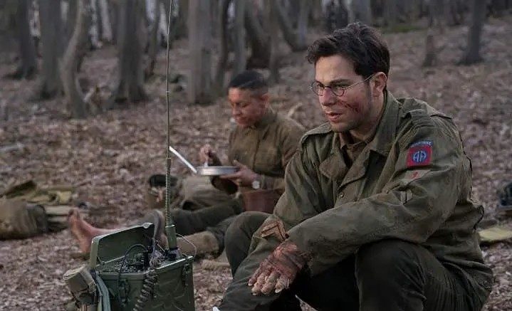 "Ghosts of War": A movie that you think is a war movie, looks like a ghost movie, but is actually a science fiction movie