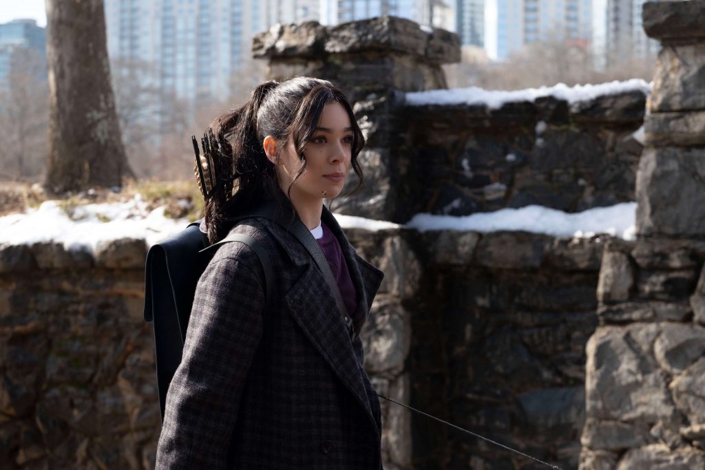 Marvel series "Hawkeye" reveals new stills and posters, the series will be launched next Wednesday