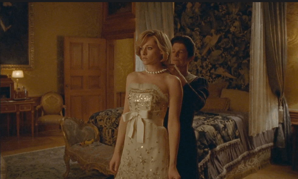 "Spencer" exposed massive behind-the-scenes photos, Kristen Stewart staged a gorgeous "fashion show"