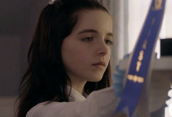 "The Bad Seed 2": The popular suspense horror movie "The Bad Seed" will have a sequel, and the vicious loli has grown up!