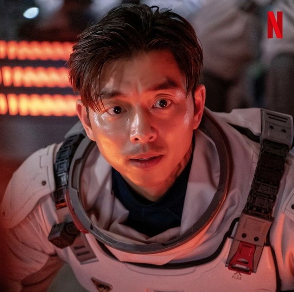 "The Silent Sea": Netflix space sci-fi suspense TV series released new stills