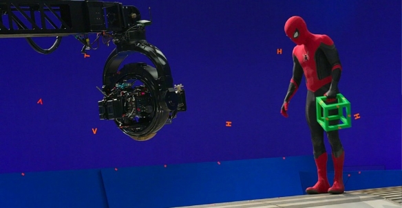 The photos of the new shooting scene of "Spider-Man: No Way Home" are released, and the first two generations of Spider-Man have joined the MCU!