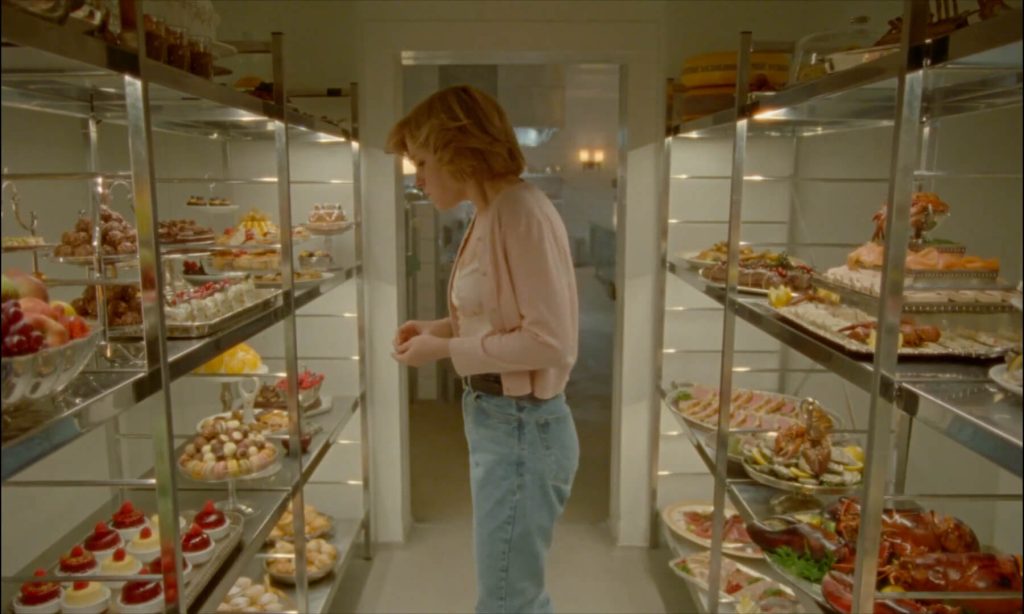 There are so many film and television works related to Diana, what is the difference in "Spencer"?