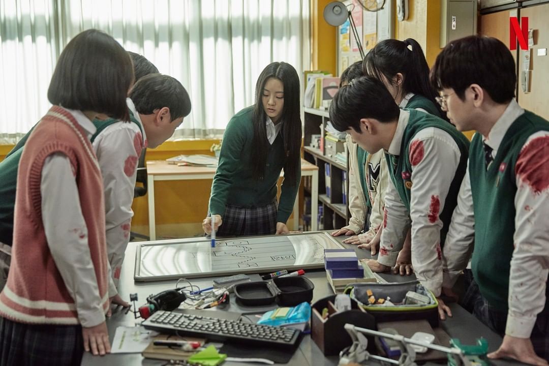All of Us Are Dead Netflix's zombie-themed Korean drama releases an official trailer-13