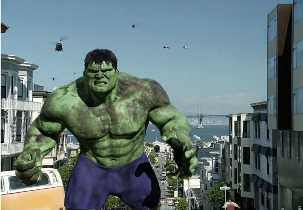 Fans have begun to suggest that Marvel get a "three generations of Hulk in the same frame"!