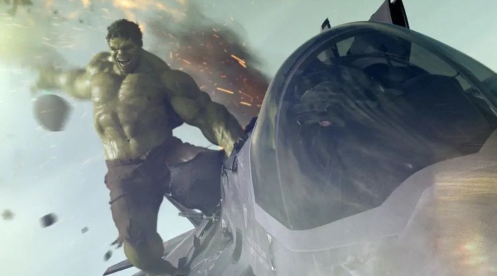Fans have begun to suggest that Marvel get a "three generations of Hulk in the same frame"!