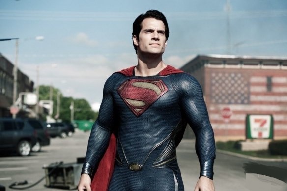 "Geralt" Henry Cavill: Ready to return to DC to play Superman again