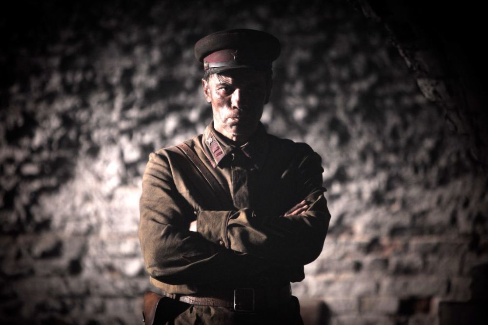 How much Hollywood likes sneaking personal ideas into movies? Just look at how they smeared the Soviet Union