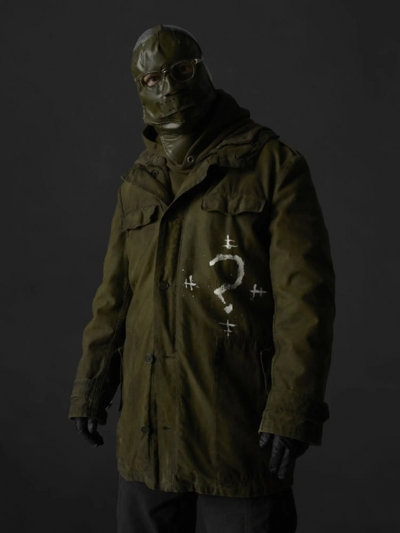 "The Batman" Releases New Stills: The Riddler's Frontal Model Released!