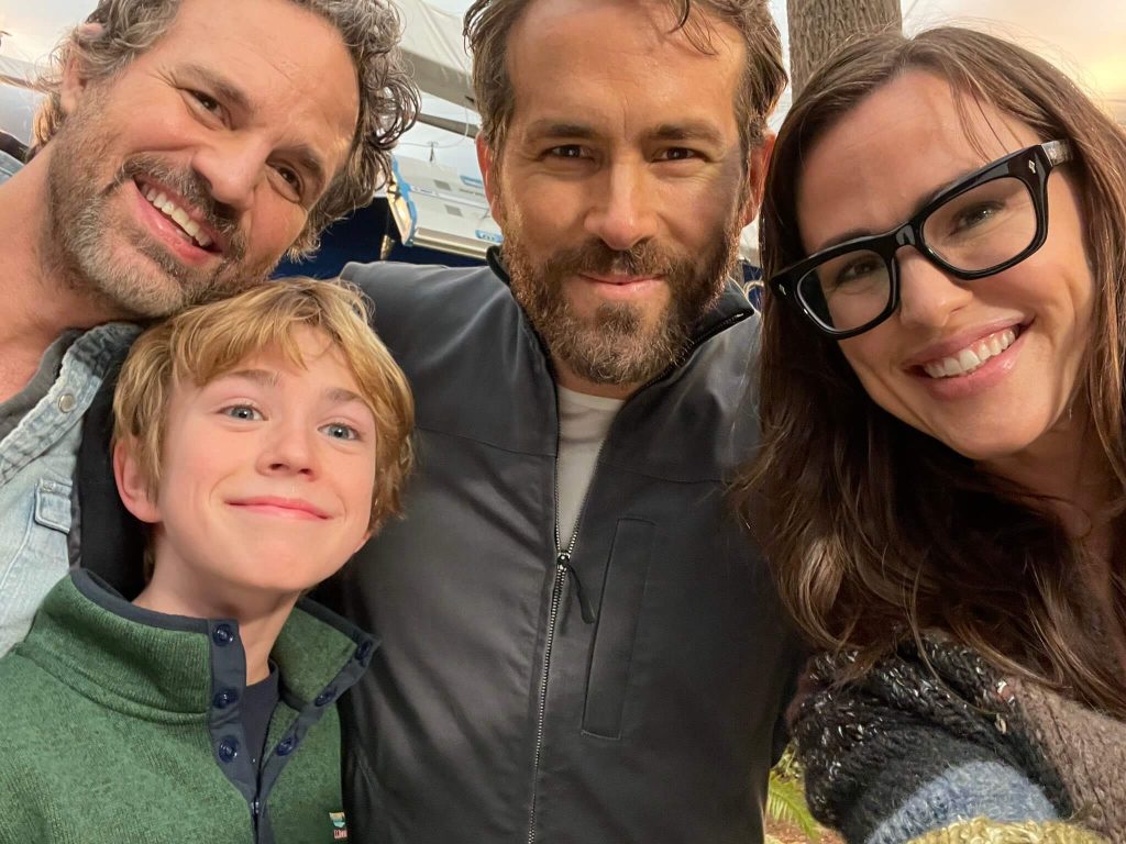 The crossover film "The Adam Project" starring Ryan Reynolds is scheduled to be released on 3.11