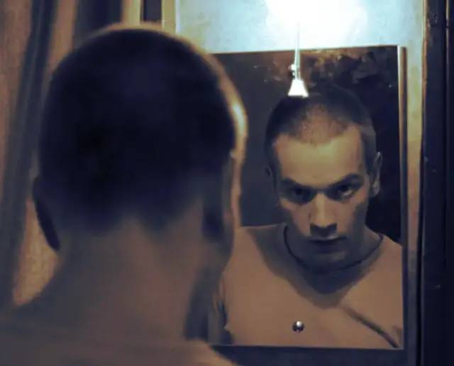 This time it’s "The Matrix" that is in trouble, why does Hollywood continue to spoil the classic movies?