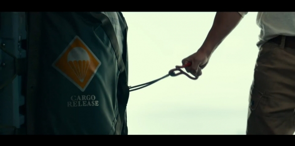 "Uncharted" releases "Plane Fight" segment, Tom Holland's super-burning action life and death duel