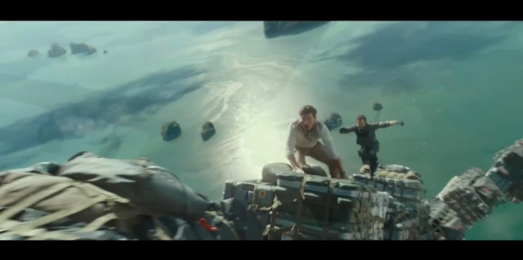 "Uncharted" releases "Plane Fight" segment, Tom Holland's super-burning action life and death duel