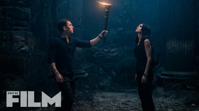 "Uncharted" releases new stills, Tom Holland explores the lost city